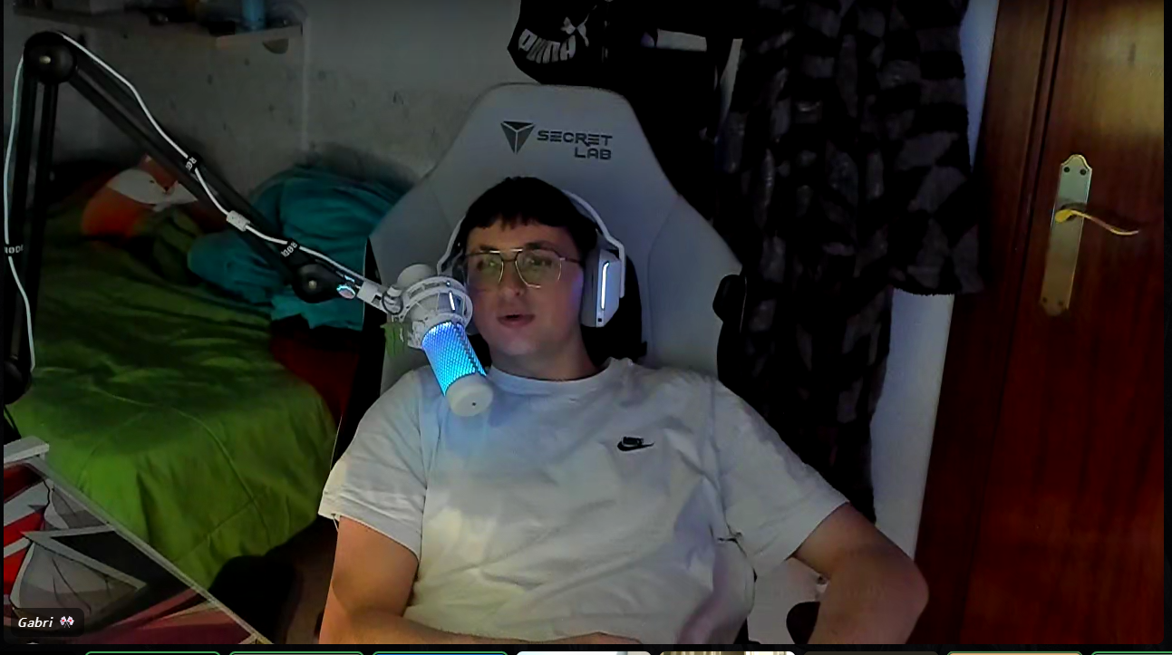 Captura de pantalla 2025-10-25 031722.png